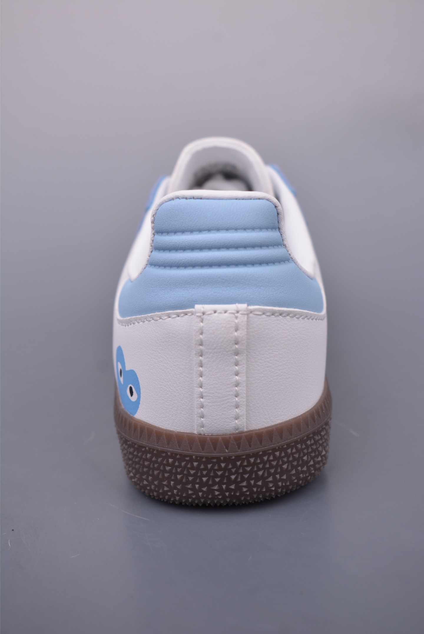 아디다스 클로버 삼바 상품 번호: FW2413