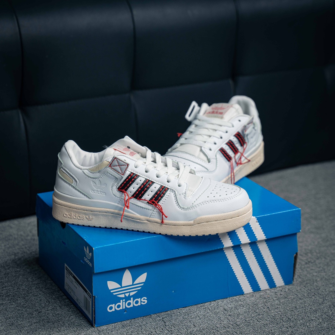 아디다스 포럼 84 상품 번호: GX9058