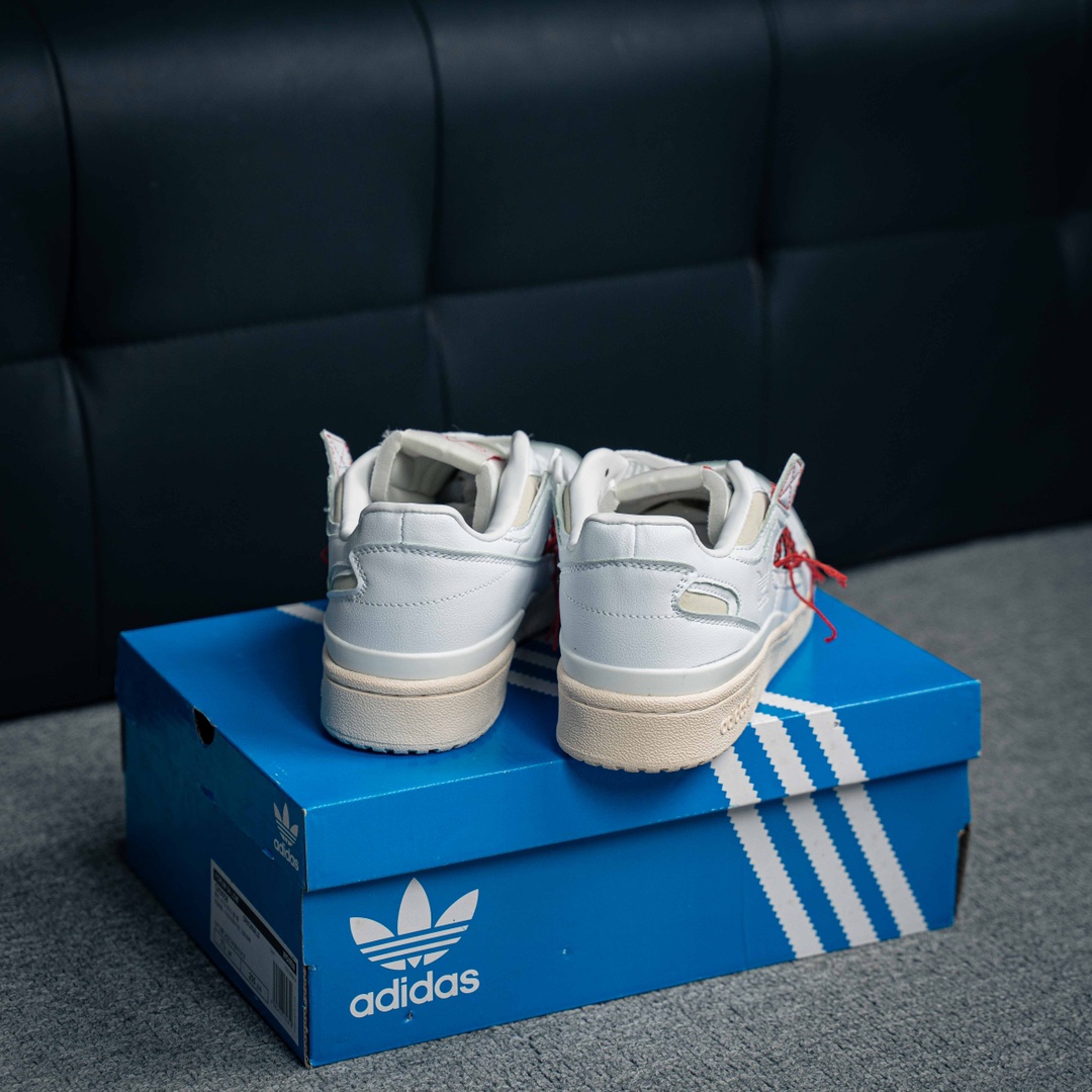 아디다스 포럼 84 상품 번호: GX9058