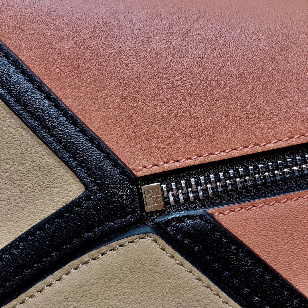  LOEWE 로에베 게이트 탑 핸드백 L108002-2