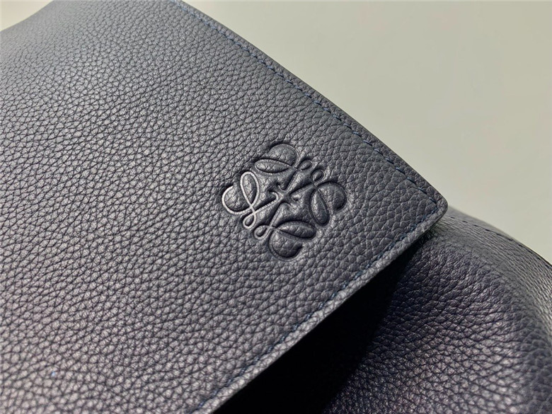 LOEWE 로에베 남성용  퍼즐백팩 신상