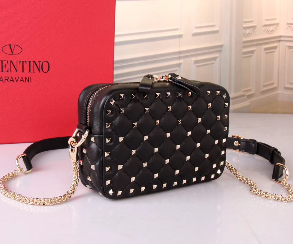 발렌티노 카메라백 GARAVANI ROCKSTUD SPIKE BOX BAG V10800