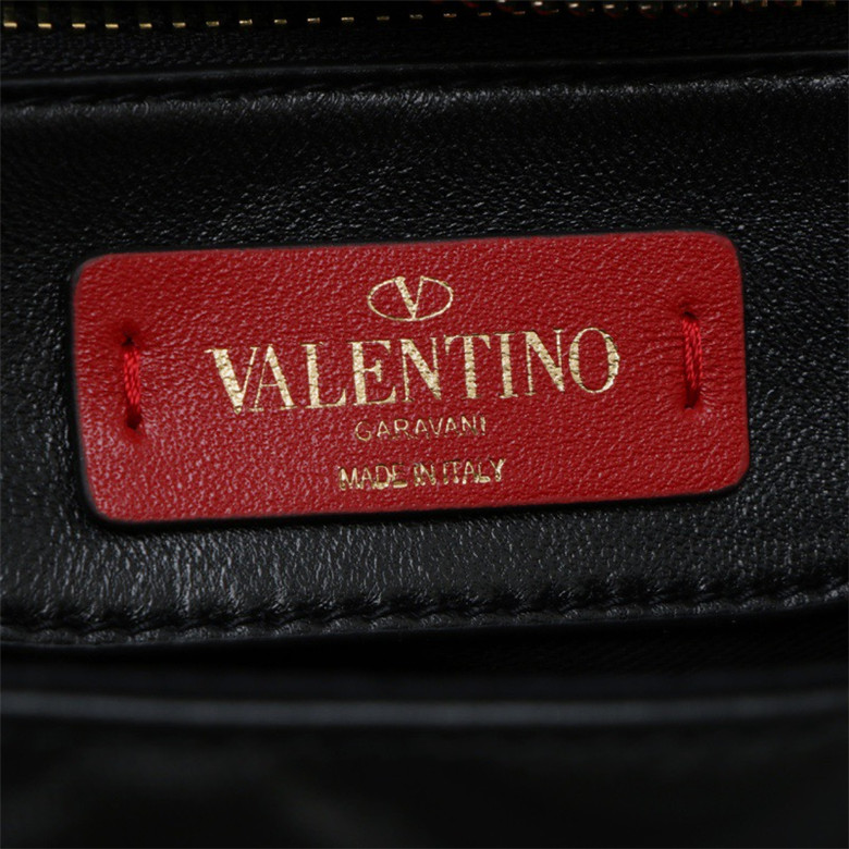 발렌티노 GARAVANI CANDYSTUD 토트&숄더백 23CM B31582