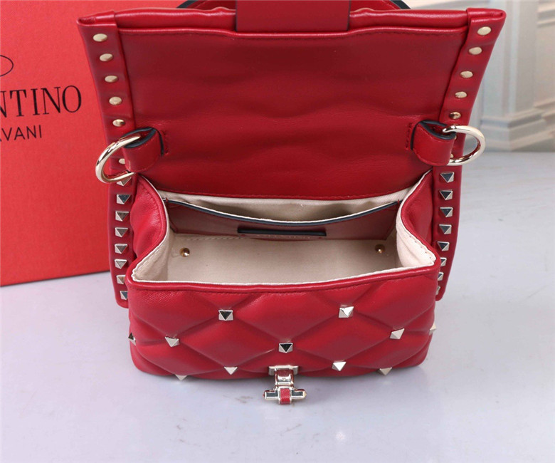 발렌티노 GARAVANI CANDYSTUD 미니 토트&숄더백 17CM B31561