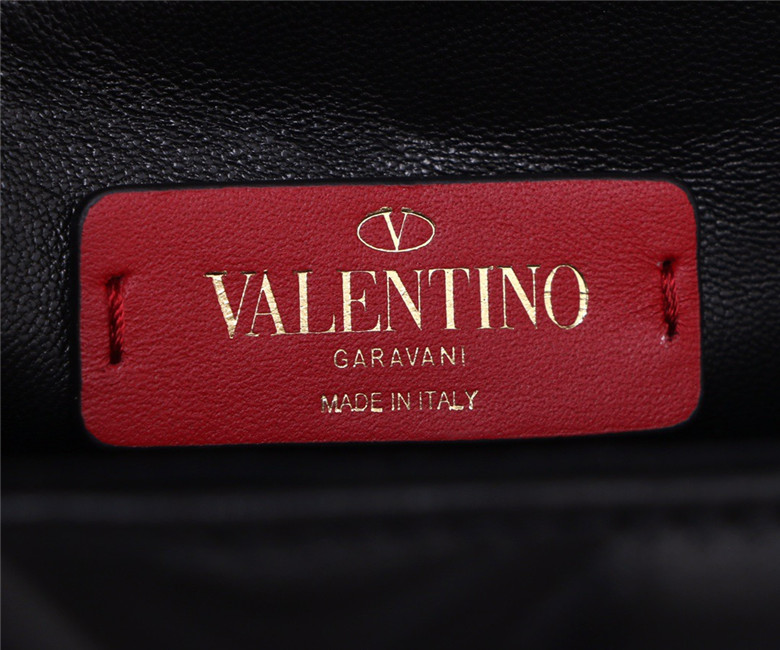 발렌티노 GARAVANI CANDYSTUD 미니 토트&숄더백 17CM B31561