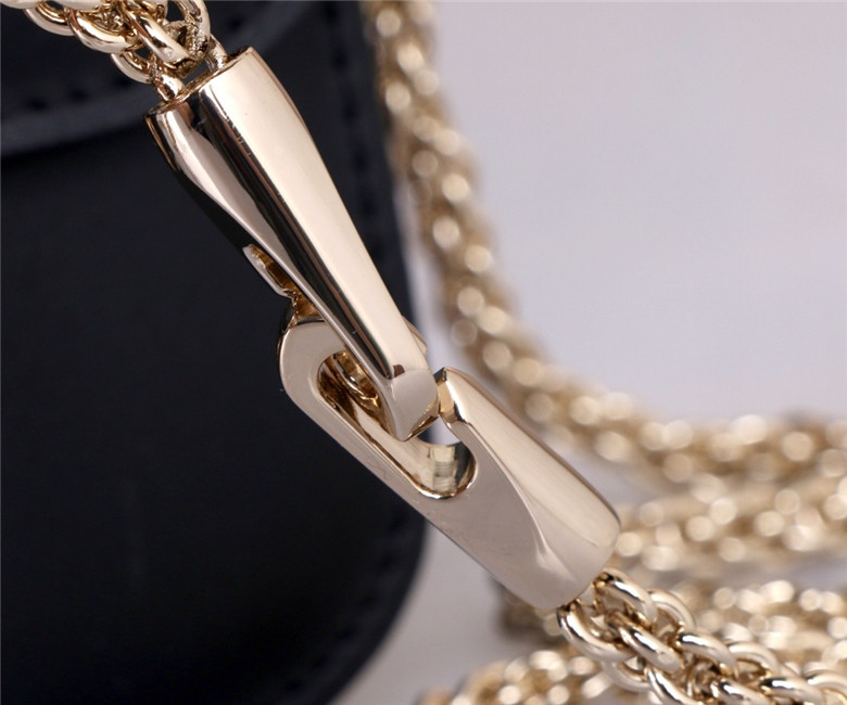 발렌티노 미니 체인 숄더백 17CM B9529