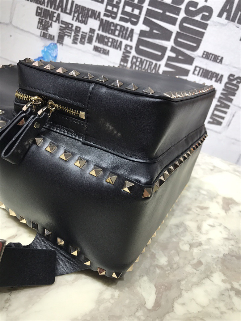 발렌티노 백팩 신상 B3012