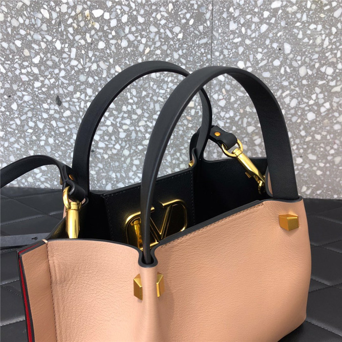 발렌티노 이스케이프 백 B0770-1  신상