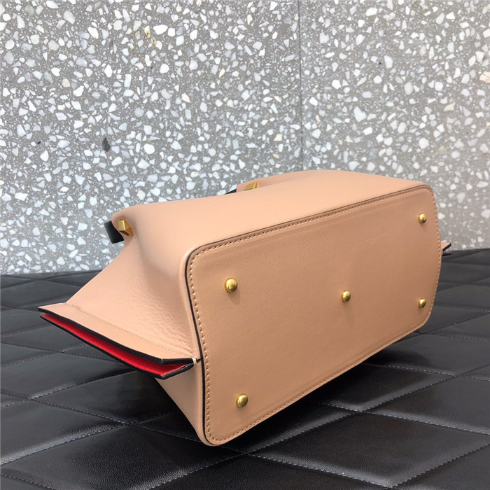 발렌티노 이스케이프 백 B0770-1  신상