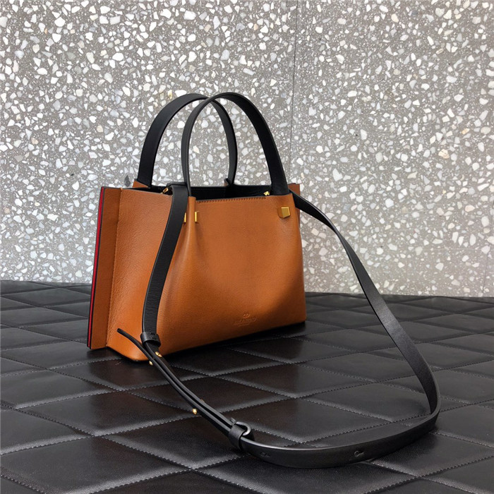 발렌티노 이스케이프 백 B0770-3  신상