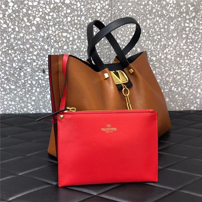 발렌티노 이스케이프백 미디움 B0990-2  신상