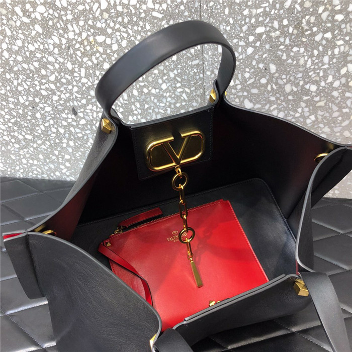 발렌티노 이스케이프백 미디움 B0990-4  신상