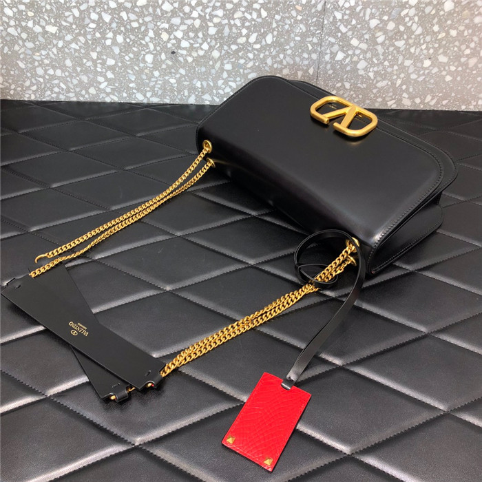 발렌티노 VLOCK 숄더백 미디움 B0023-2신상