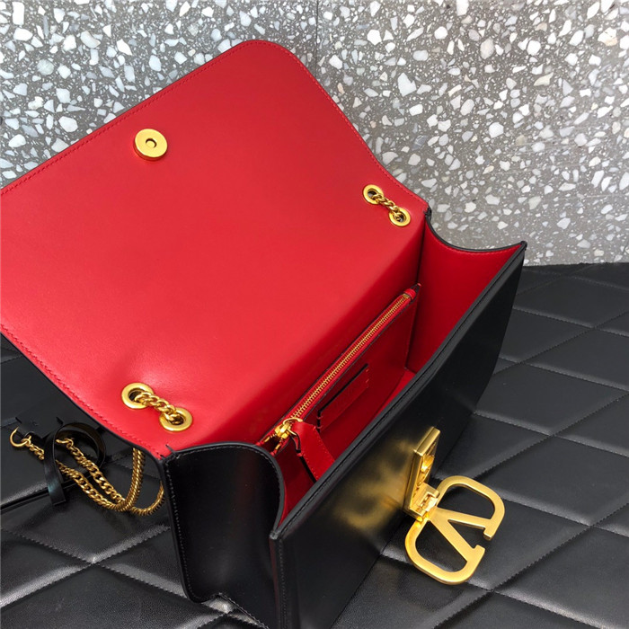 발렌티노 VLOCK 숄더백 미디움 B0023-2신상