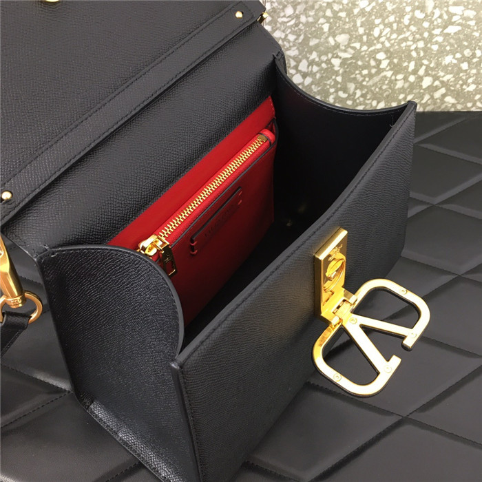 발렌티노 가라바니  브이링  토트&숄더백 B0036-3 신상