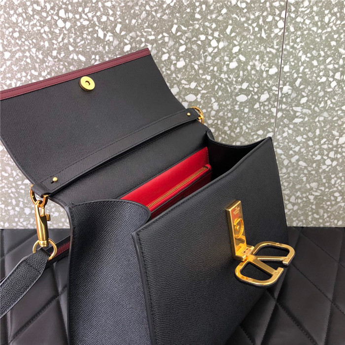 발렌티노 가라바니  브이링  미디움 토트&숄더백 B0018-1 신상