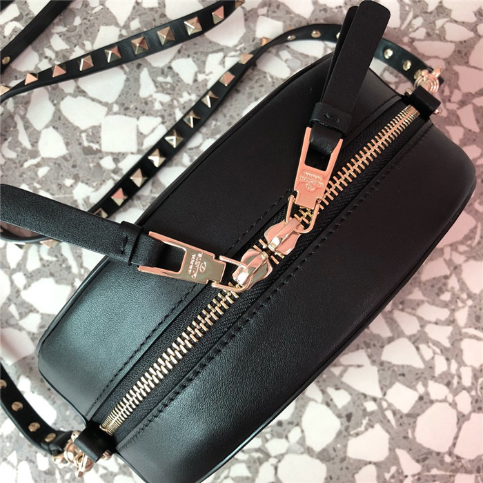 발렌티노 가라바니 미니 숄더백 B0767신상