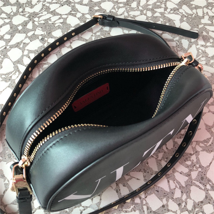 발렌티노 가라바니 미니 숄더백 B0767신상