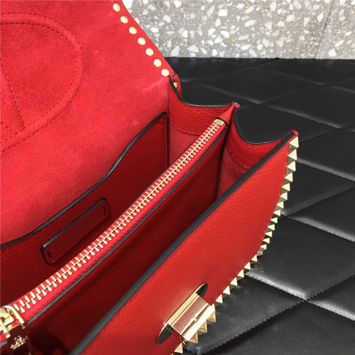 발렌티노 락스터드 숄더백 B0033-3 신상