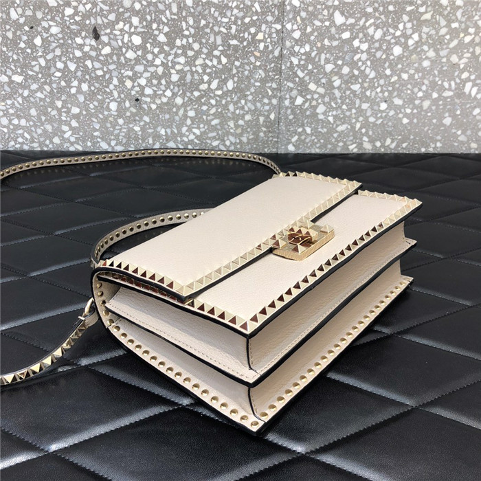 발렌티노 락스터드 토트&숄더백 B0044-4 신상