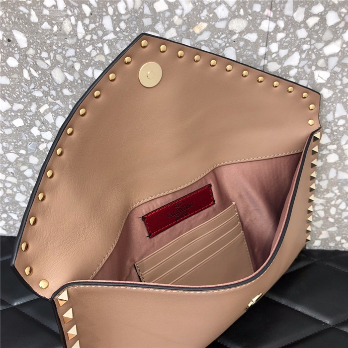 발렌티노 락스터드 엔벨롭 클러치 30CM V632010-2