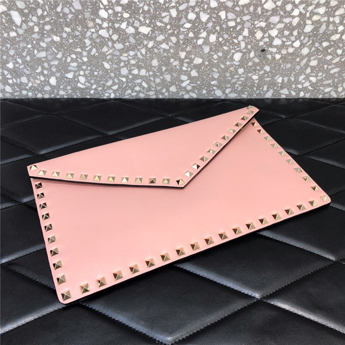 발렌티노 락스터드 엔벨롭 클러치 30CM V632010-4