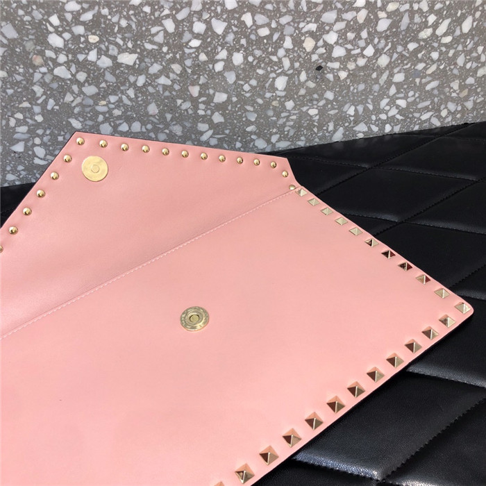 발렌티노 락스터드 엔벨롭 클러치 30CM V632010-4