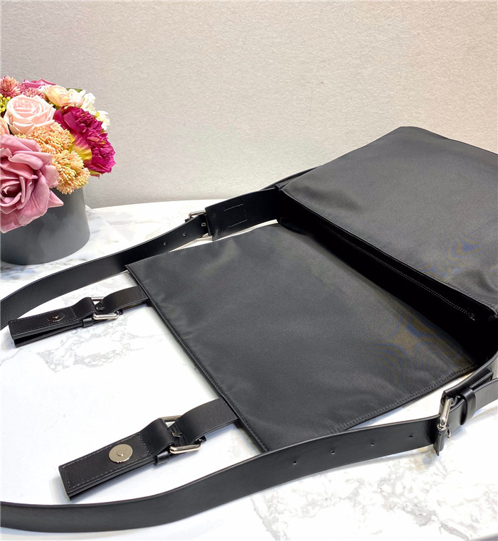 발렌티노 남성용 크로스백 V40911 2020/신상