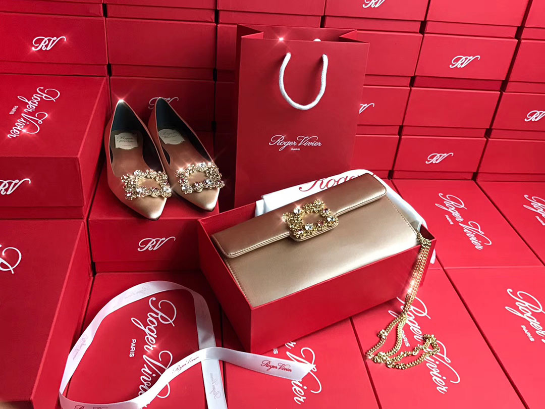 로저비비에 플라워 새틴 클러치&숄더 24CM R30440