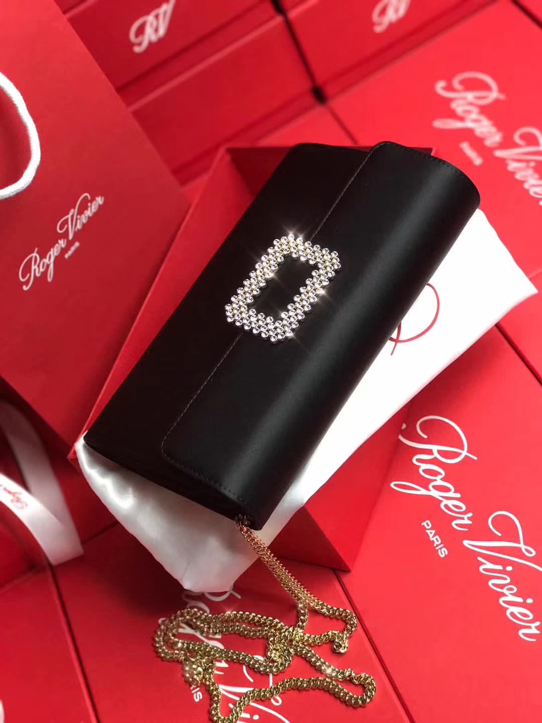 로저비비에 실크 소프트 클러치 체인숄더 24CM R50025