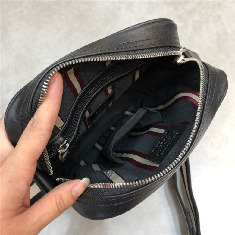 발리 남성용 숄더백 B1139