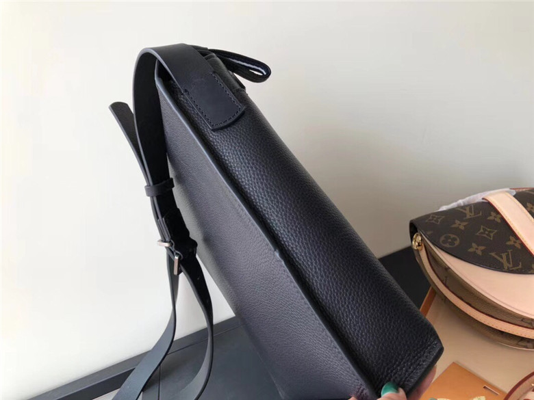 발리 남성용 숄더백 B8526 신상