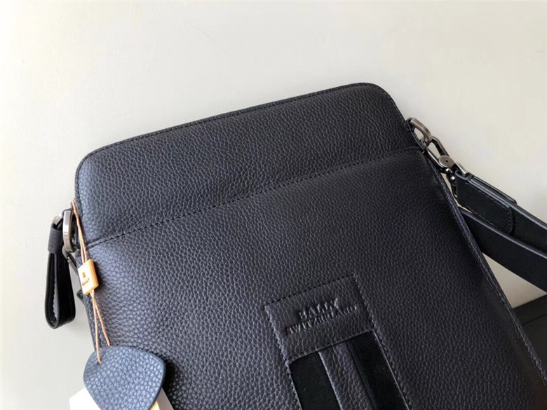 발리 남성용 숄더백 B8569 신상