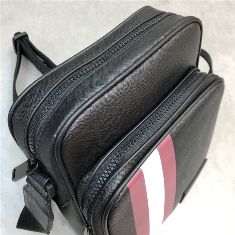 발리 남성용 숄더백 2040-1 신상