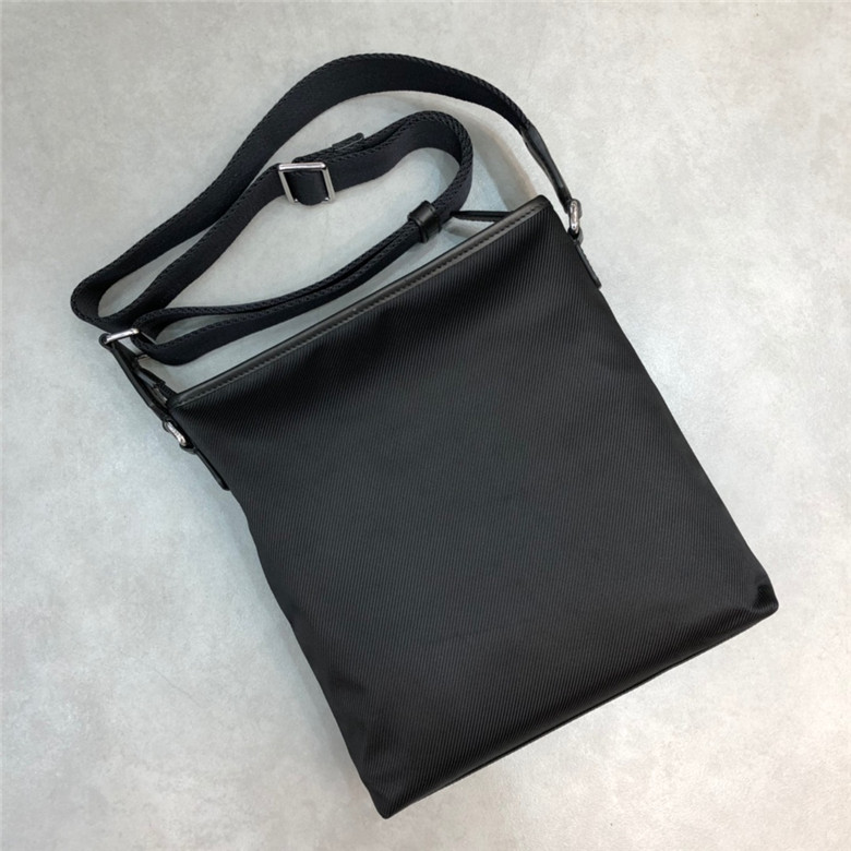 발리 남성용 숄더백 B7077 /신상