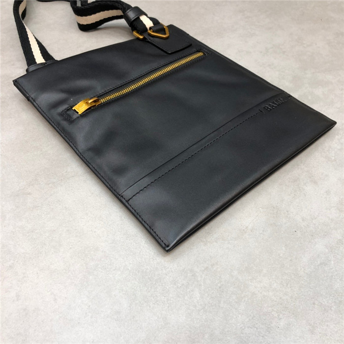 발리 남성용 숄더백 B8991-1 신상