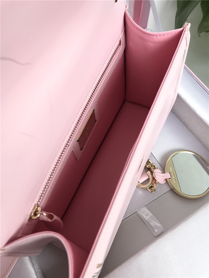 불가리 세르펜티 다이아몬드 블라스트 체인 숄더백 BV28656-3 신상