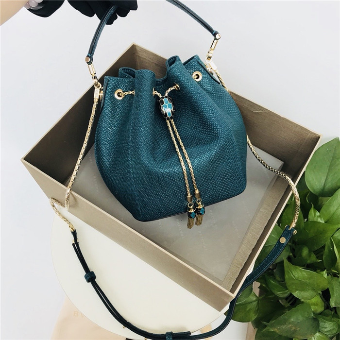 불가리 세르펜티 포에버 버킷백 BV288625-1 신상