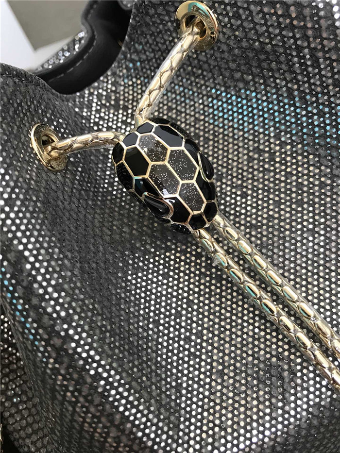 불가리 세르펜티 포에버 버킷백 BV288625-2 신상