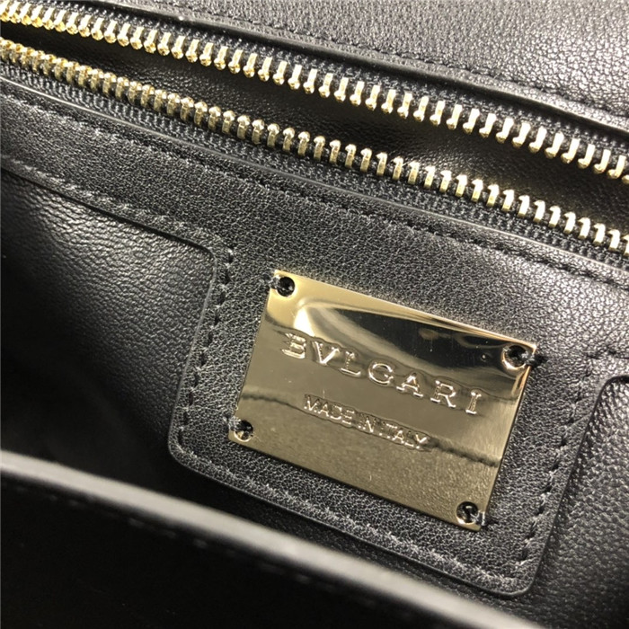 불가리 세르펜티 카보숑 라지 숄더백 BV287984-2 신상