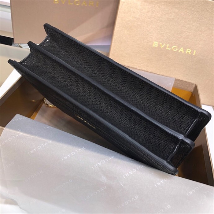 불가리 세르펜티 숄더백 BV35106 신상