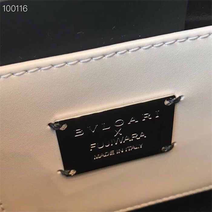 불가리 세르펜티 포에버 숄더백 BV34559-2 신상