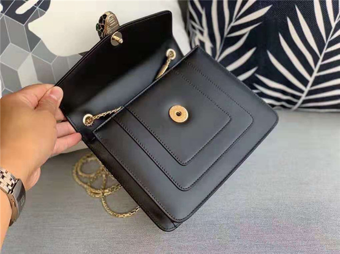 불가리 세르펜티 포에버 숄더백 BV506691-1 (인기상품)