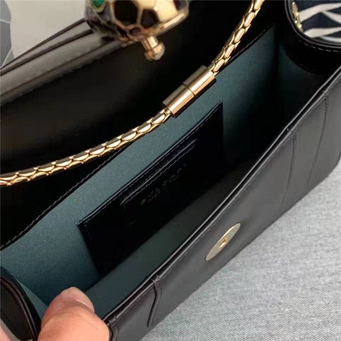 불가리 세르펜티 포에버 숄더백 BV506691-1 (인기상품)