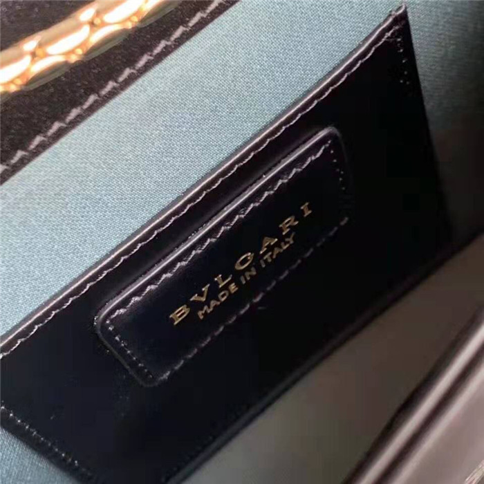 불가리 세르펜티 포에버 숄더백 BV506691-1 (인기상품)