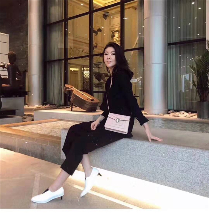 불가리 세르펜티 포에버 숄더백 BV506691-5 (인기상품)