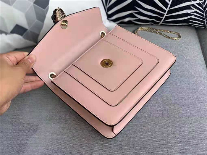 불가리 세르펜티 포에버 숄더백 BV506691-5 (인기상품)