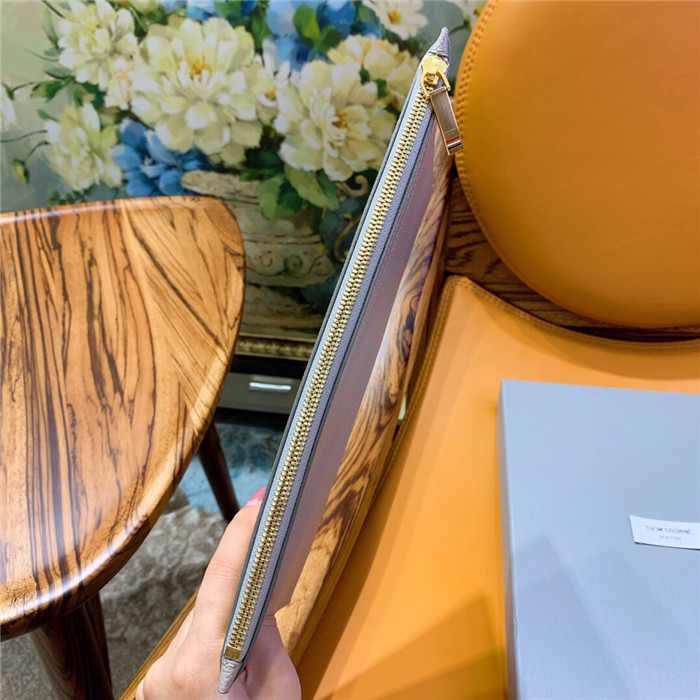 톰브라운 클러치 TB506910-3