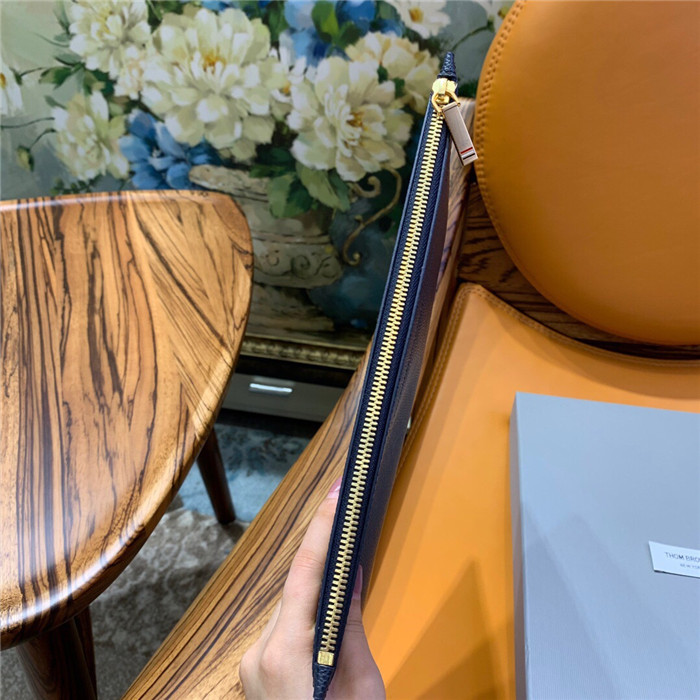 Thom Browne 톰브라운 클러치 TB506910-4