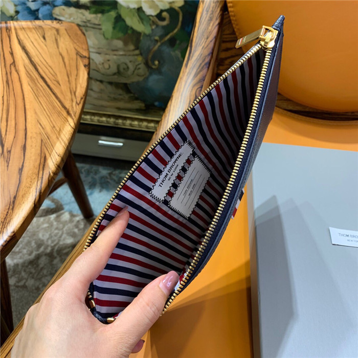 Thom Browne 톰브라운 클러치 TB506910-4